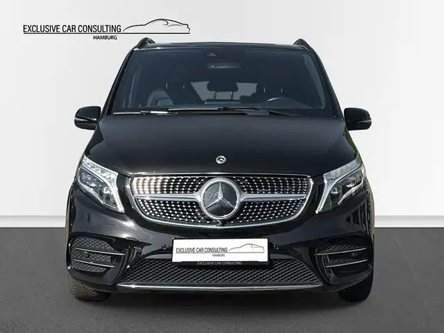 Mercedes-Benz V-Class view 2
