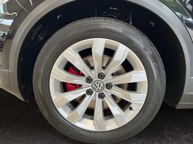 Volkswagen T-Roc view 15
