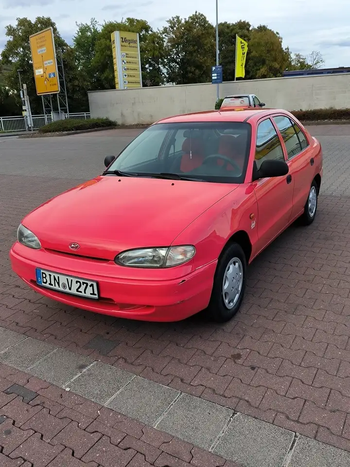 Hyundai ACCENT 1.3 GLS Limited Edition, foto 2