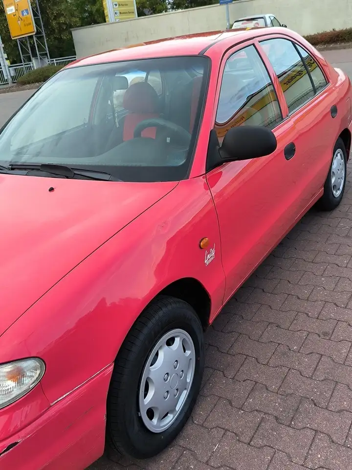 Hyundai ACCENT 1.3 GLS Limited Edition, foto 9