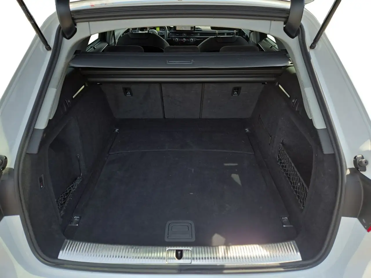 Audi A4 S line 35 TDI S tronic, AHK/VIRTUAL/2xP 14