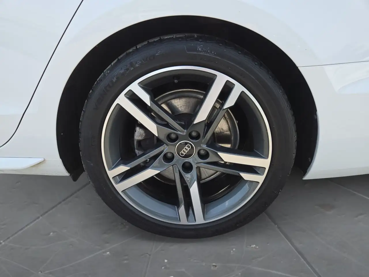 Audi A4 S line 35 TDI S tronic, AHK/VIRTUAL/2xP 15