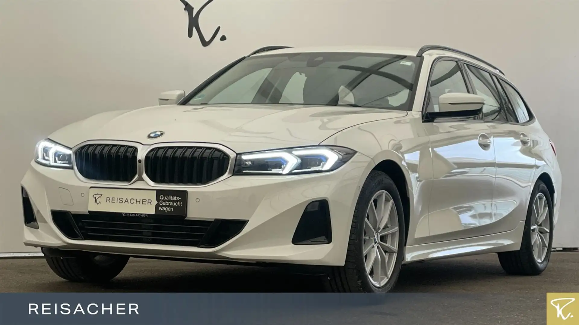 BMW 320 i A Tou AHK,Autom Weiß - 1