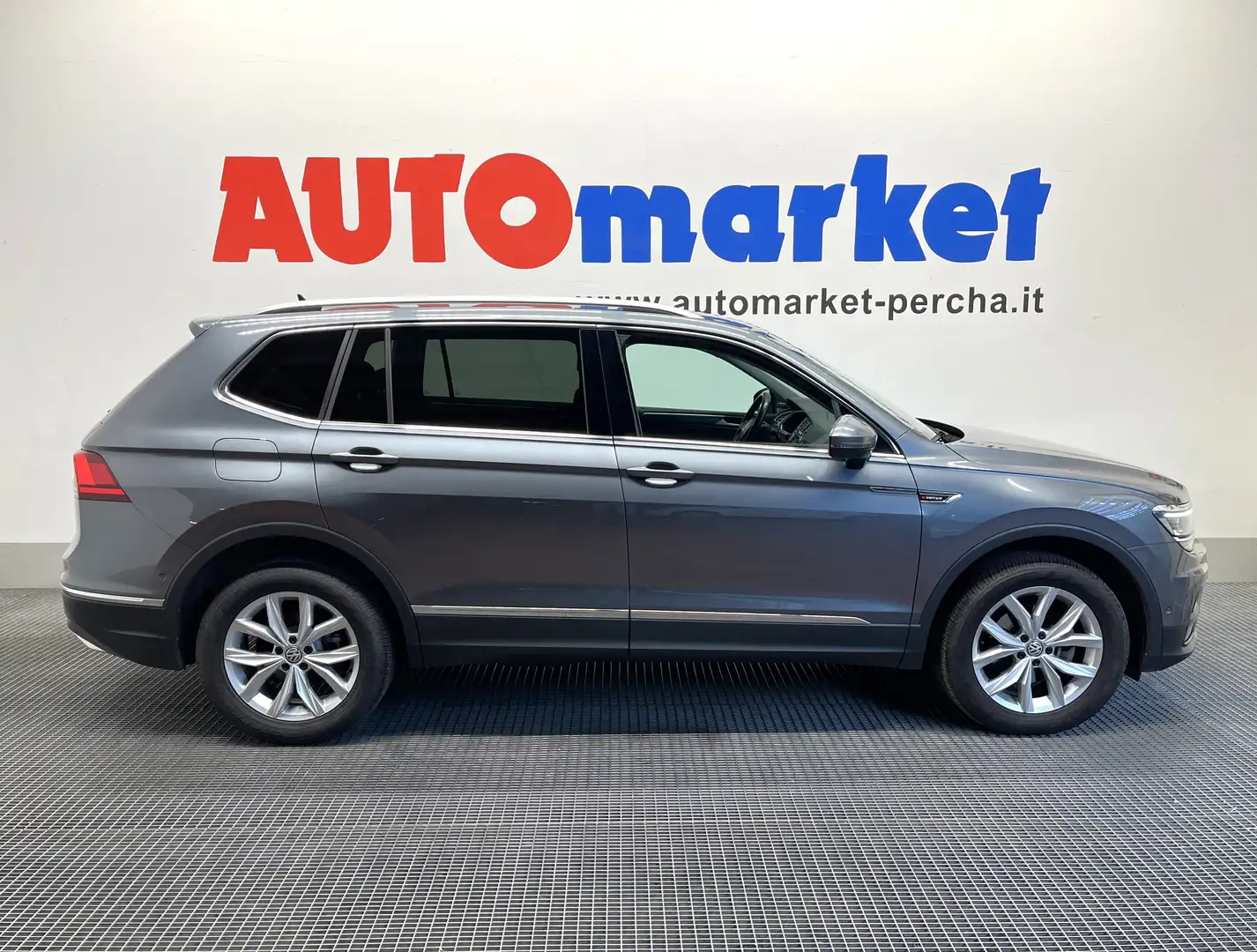 Volkswagen Tiguan Allspace 2.0 TDI Advanced 150cv dsg 4Motion Grigio - 1