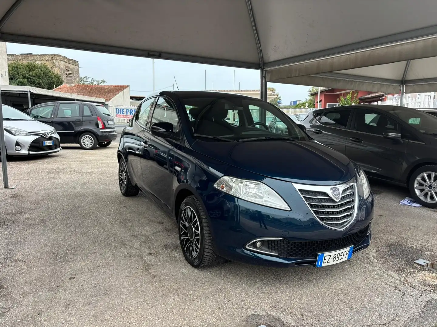 Lancia Ypsilon Ypsilon III 2011 1.2 8v Platinum 69cv E6 Blu/Azzurro - 2