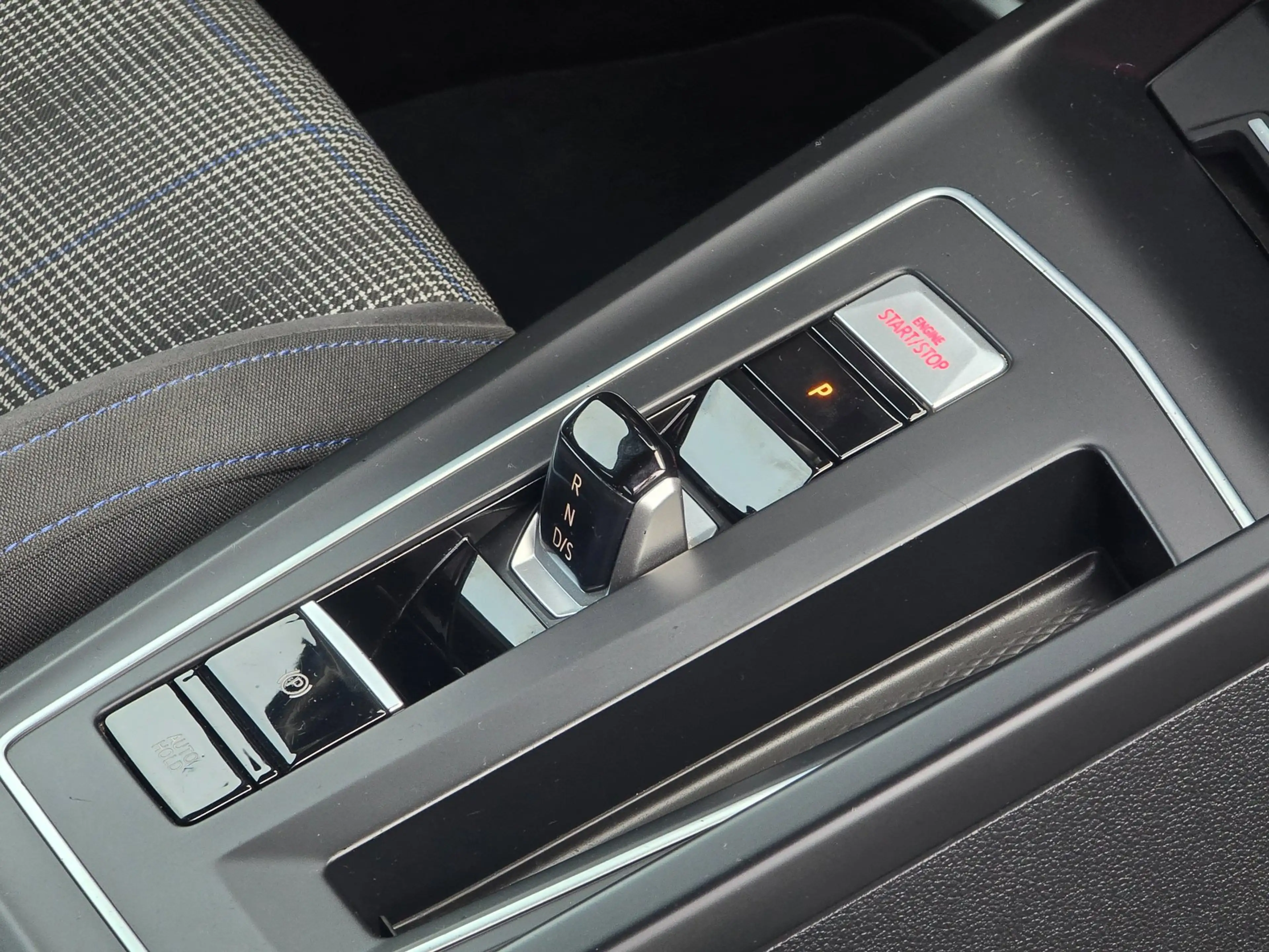 Volkswagen Golf GTE 1.4 eHybrid / Aut / Acc / Dode Hoek / Lane Assist — photo 11