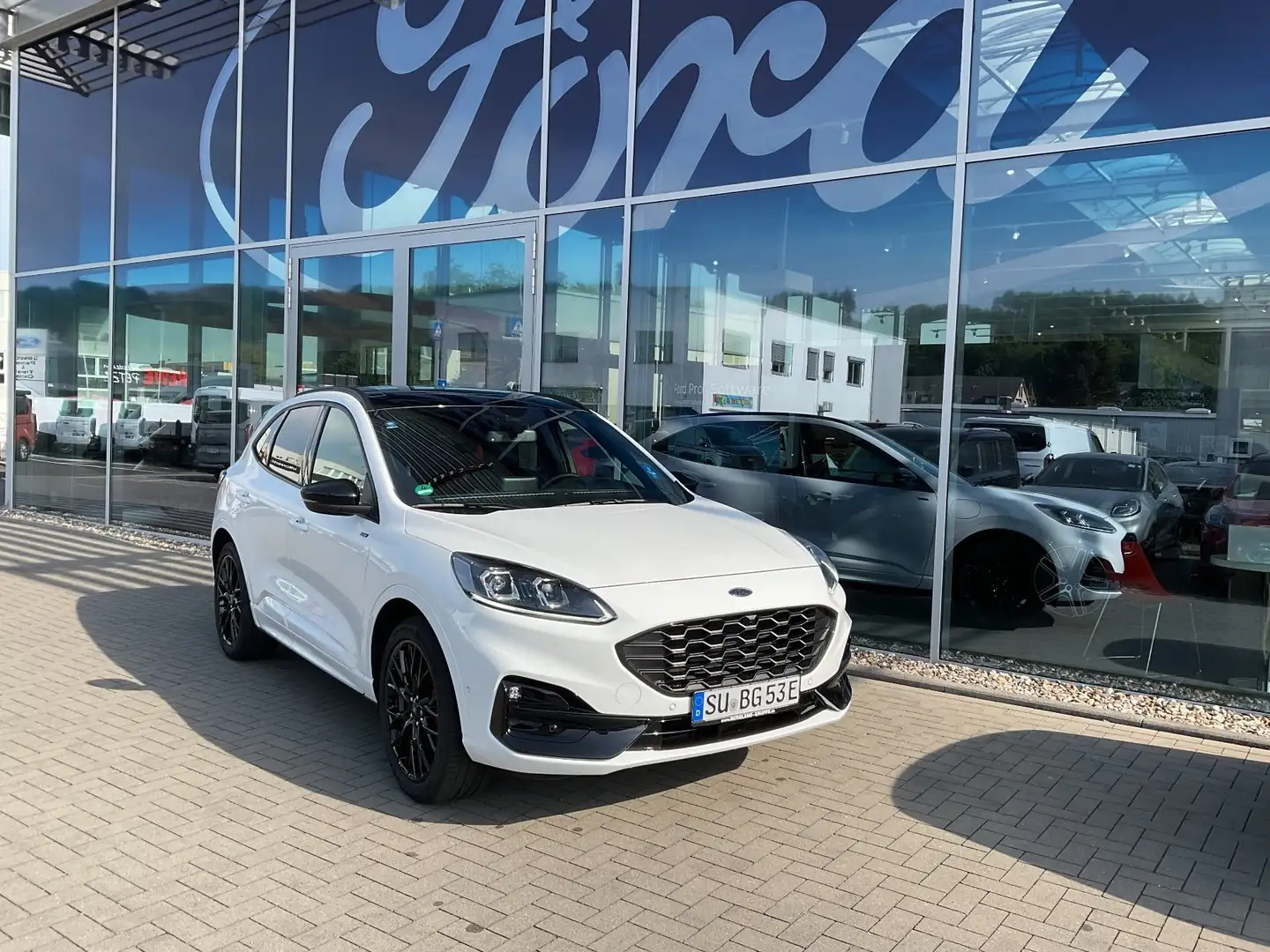 Ford Kuga ST-LINE X 2.5 PHEV 225PS BLACK PACKAGE Blanc - 1