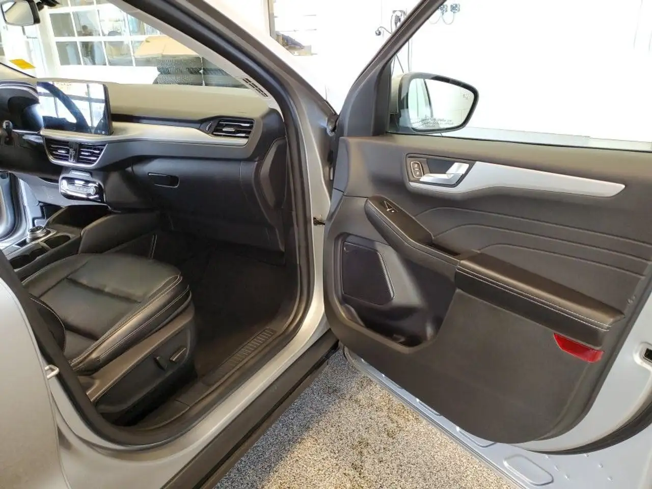Ford Escape снимка Ford Escape
