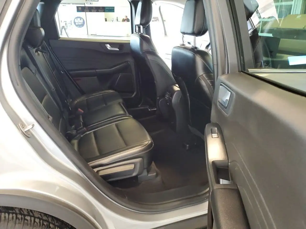 Ford Escape снимка Ford Escape