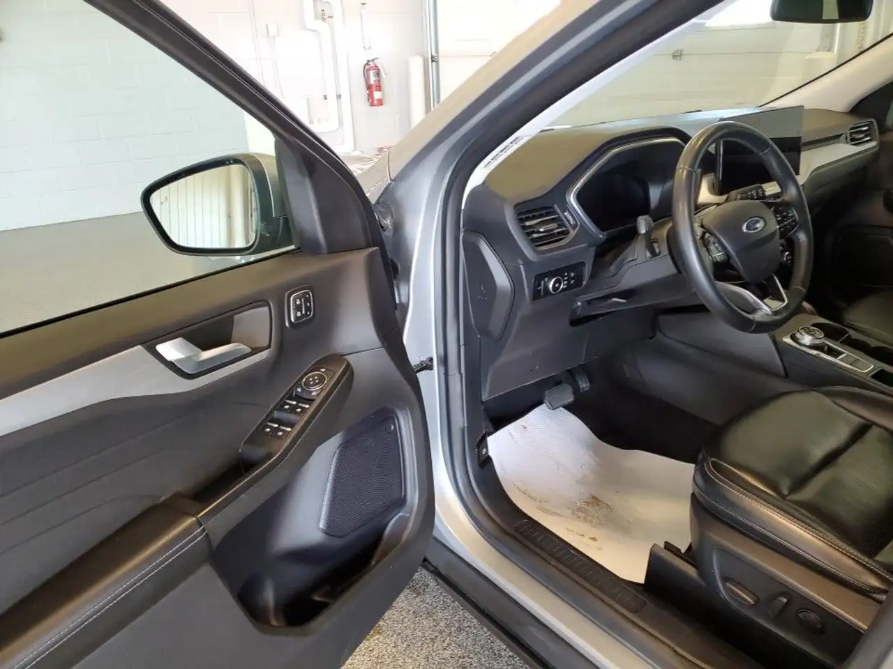 Ford Escape снимка Ford Escape