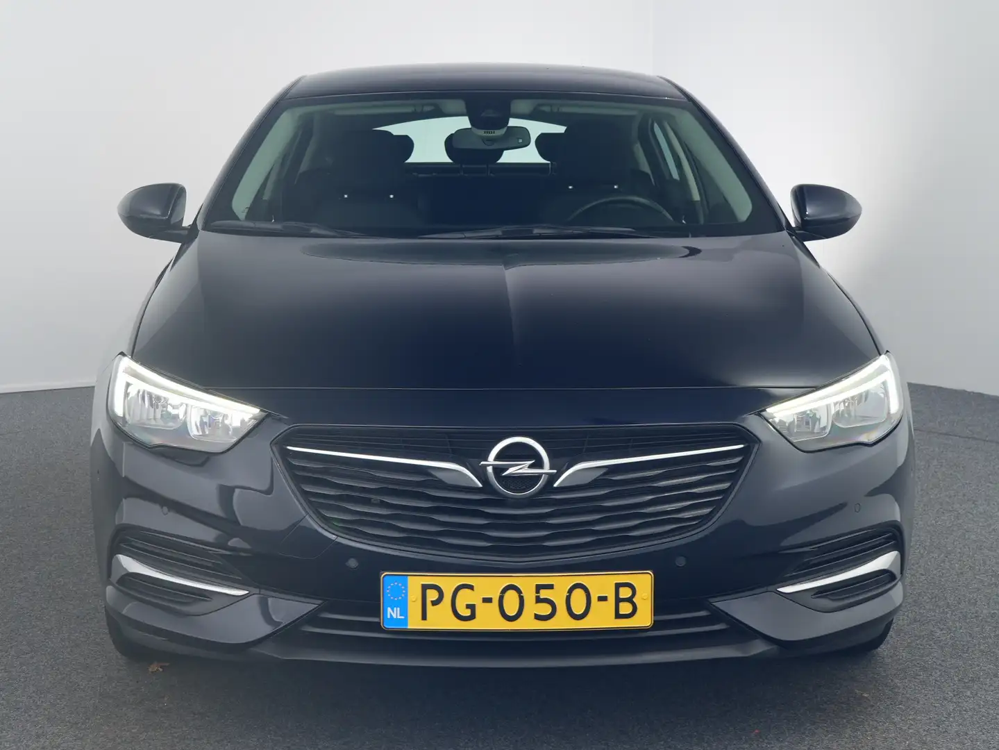 Opel Insignia Grand Sport 1.5 Turbo EcoTec Online Edition | Acht Bleu - 2