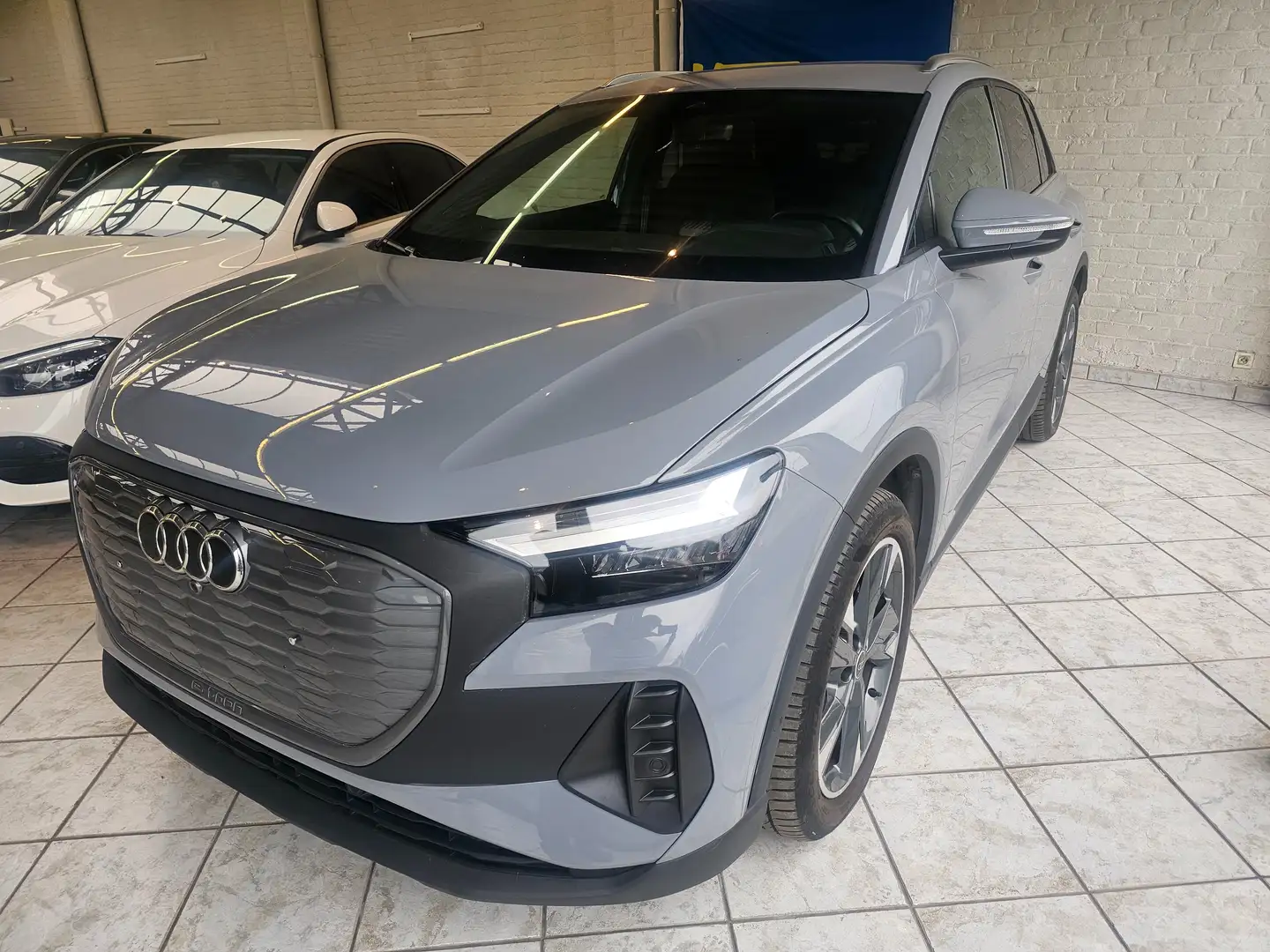 Audi Q4 e-tron Q4 e-tron 35 Grijs - 1