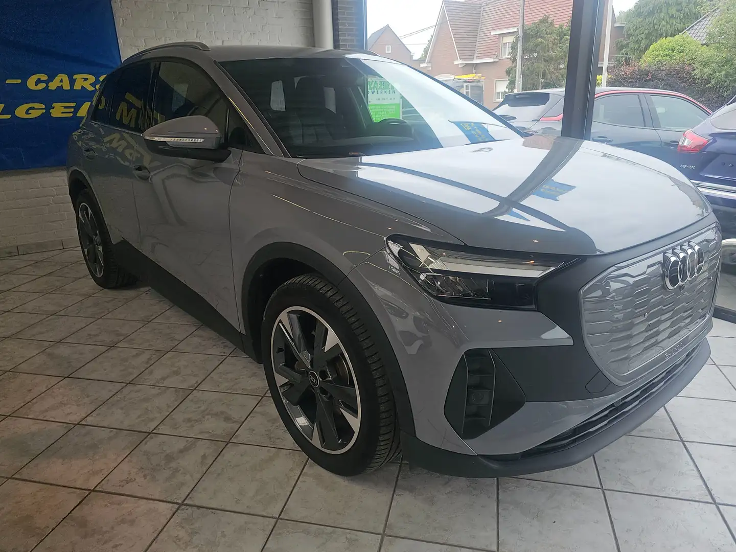Audi Q4 e-tron Q4 e-tron 35 Grijs - 2