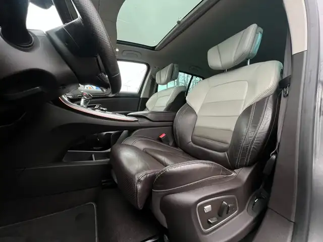 Renault Espace view 10