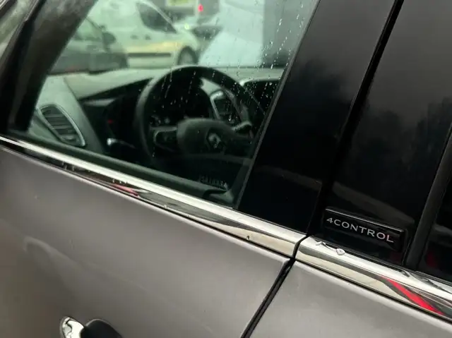 Renault Espace view 6