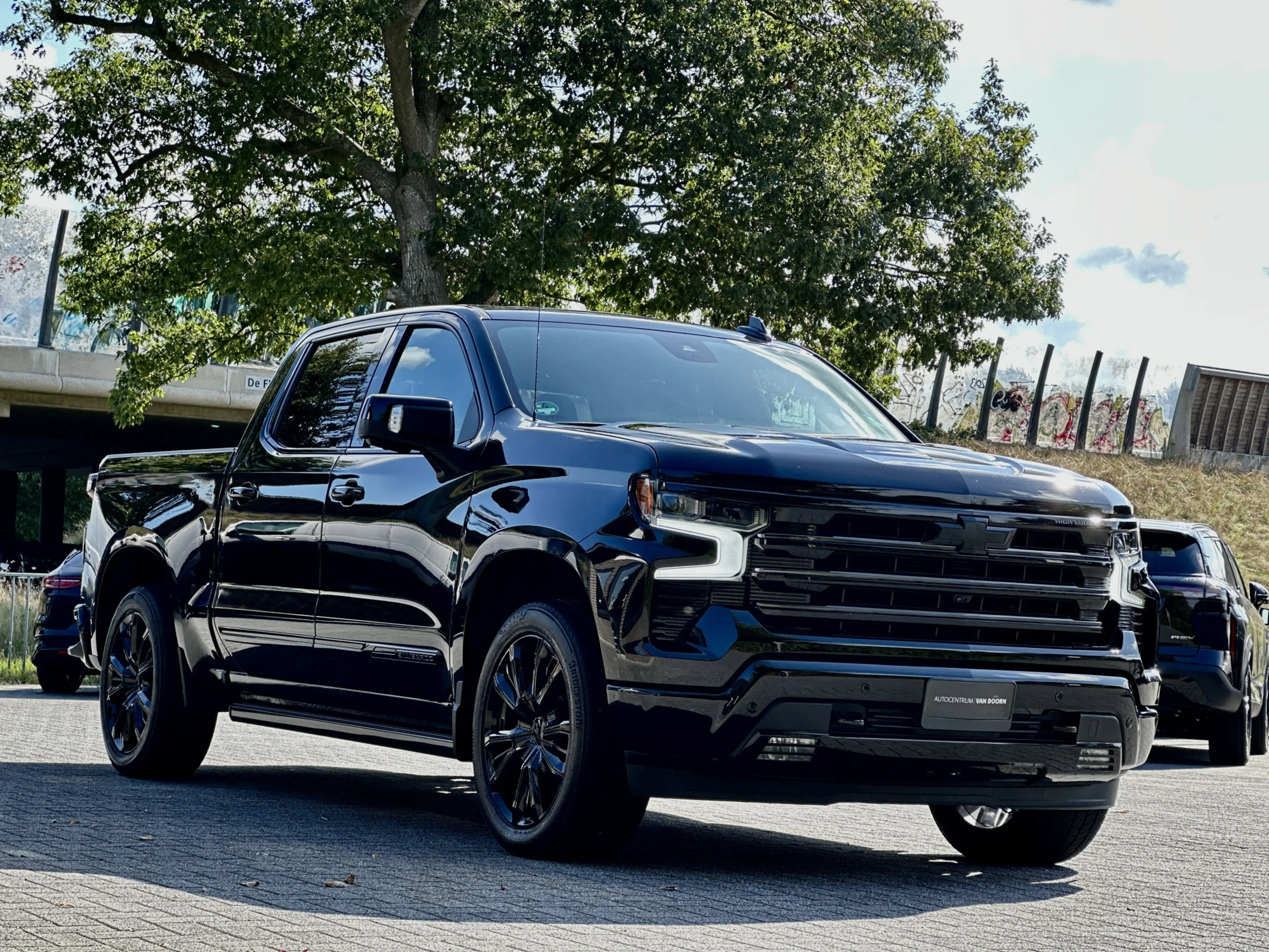 Chevrolet Silverado Chevrolet | 1500 | 6.2 V8 LPG | High Country | Ele — photo 2