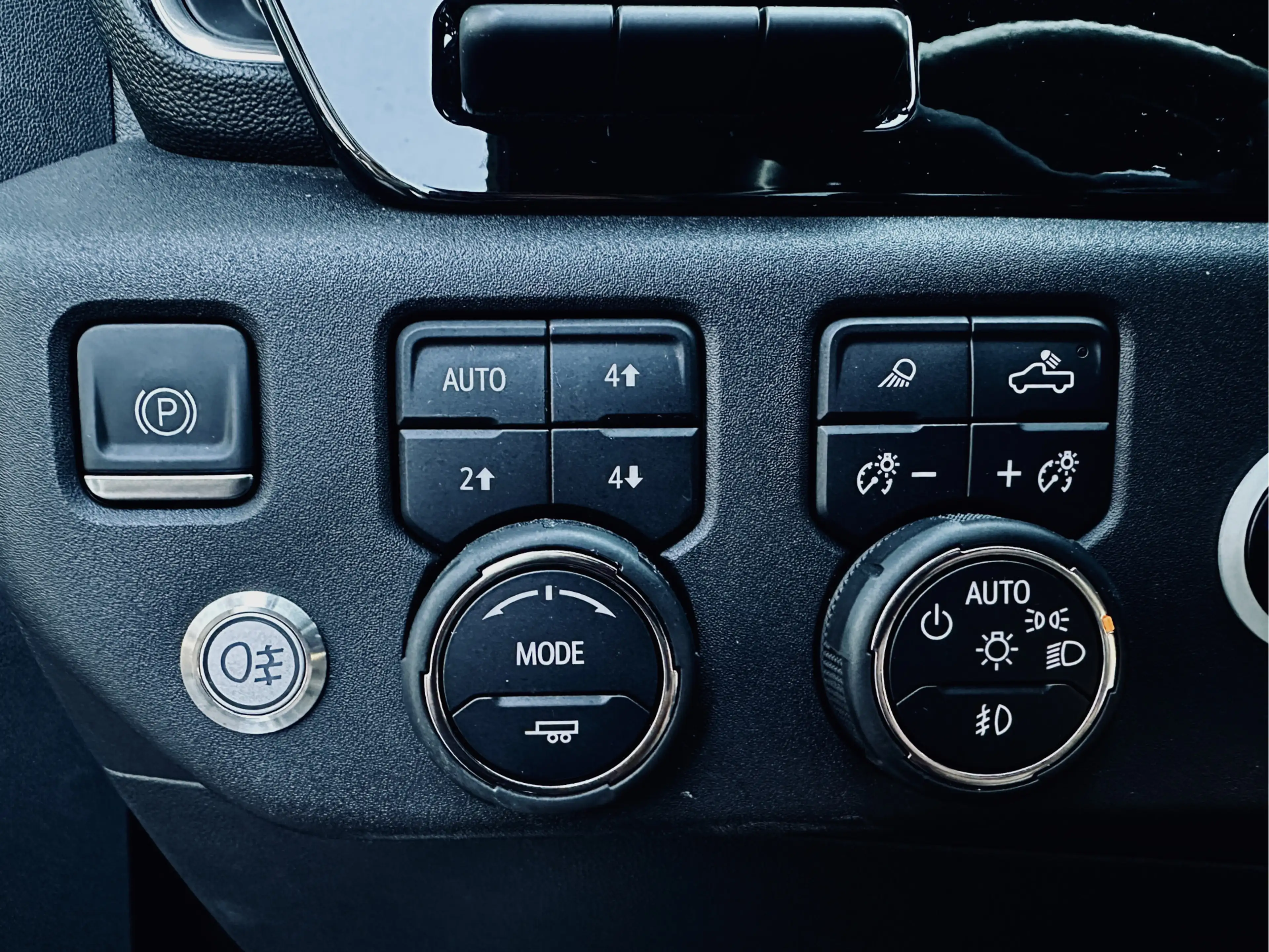 Chevrolet Silverado Chevrolet | 1500 | 6.2 V8 LPG | High Country | Ele — photo 28