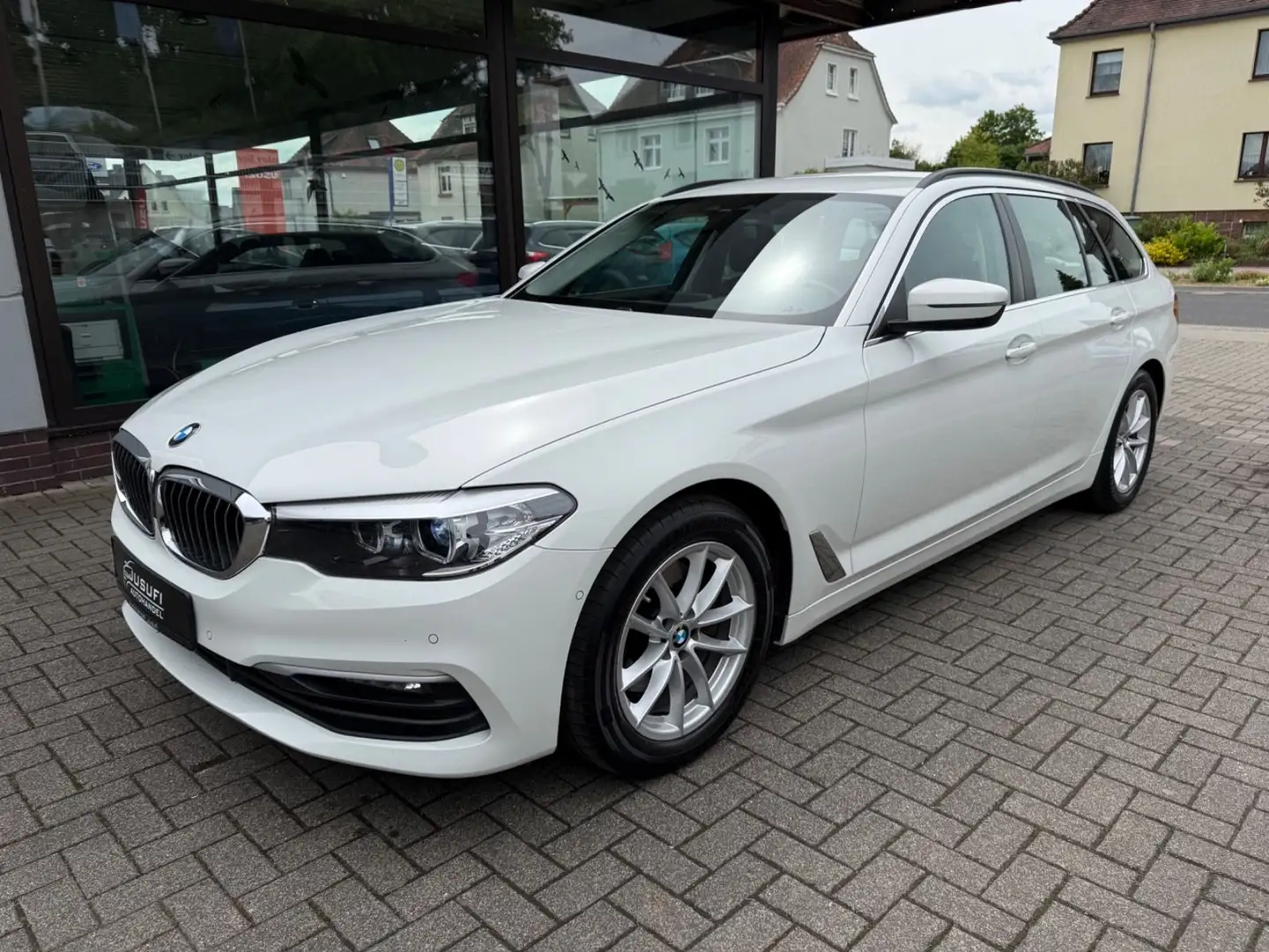 BMW 520 Touring 520 d /LED/AHK/ Blanc - 2