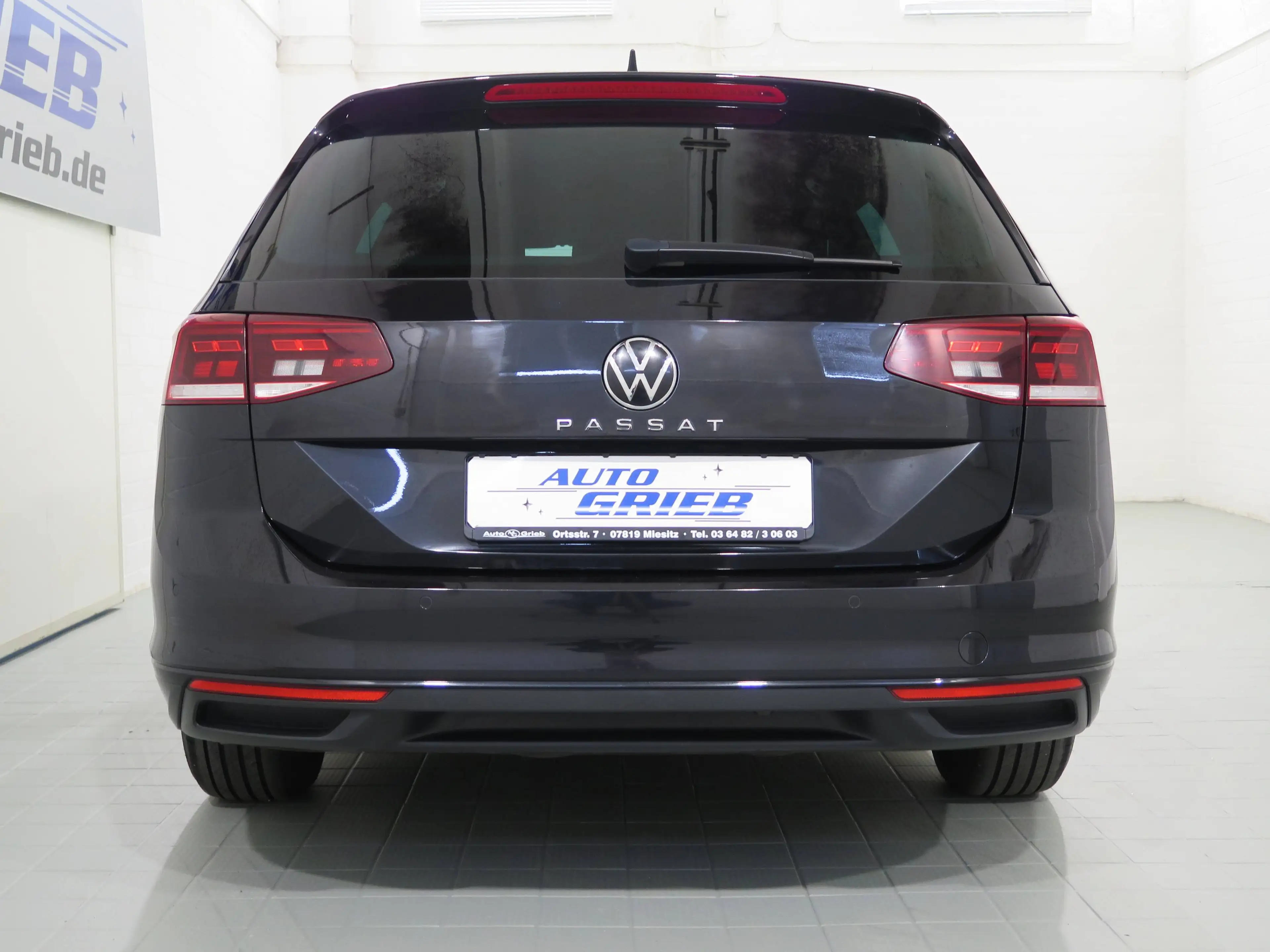 Volkswagen Passat Variant Business, LED, Navi, AHK, ACC, RFK, App — photo 4