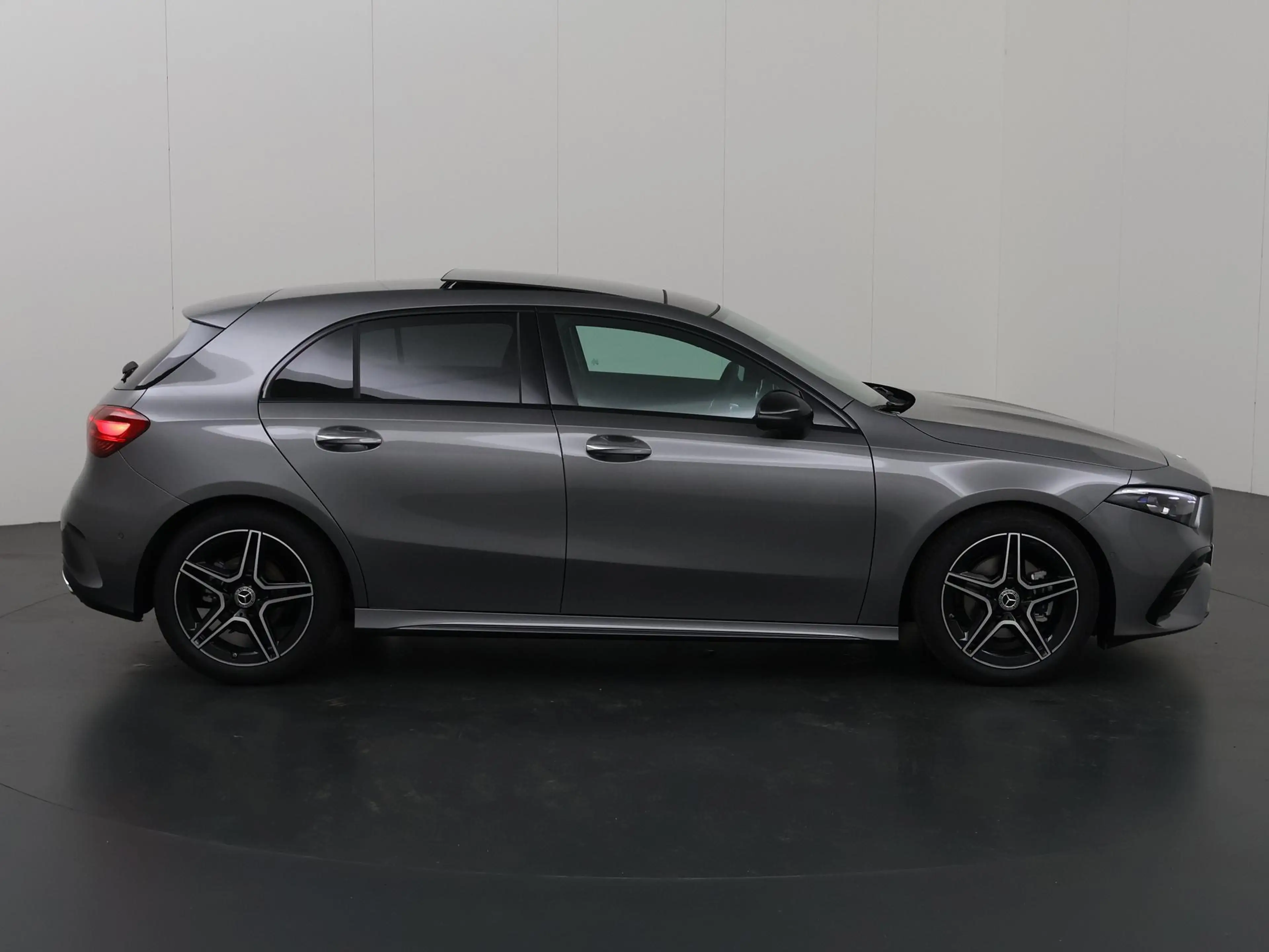 Mercedes-Benz A 180 Star Edition AMG Line | Night | Panoramadak | Sfee — photo 6