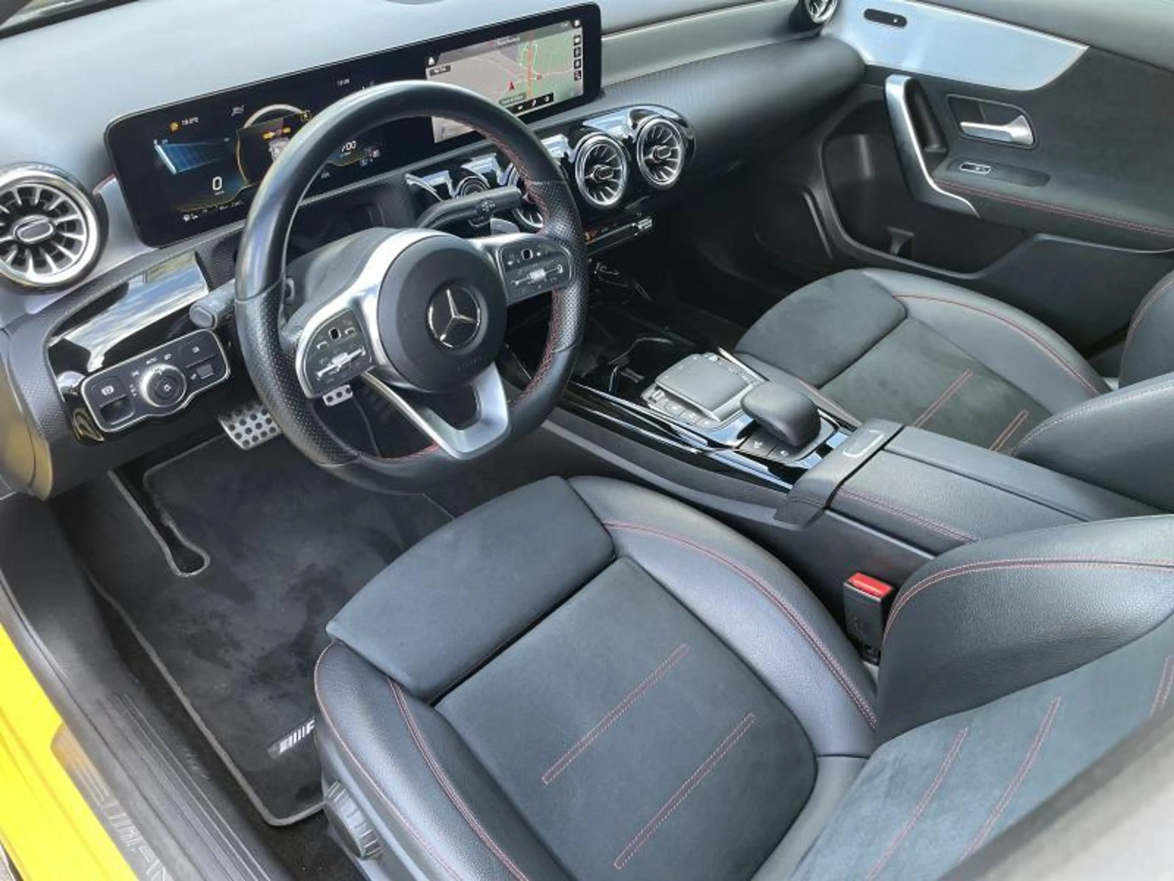 Mercedes-Benz A 35 AMG 4 Matic Pack Aéro — photo 6