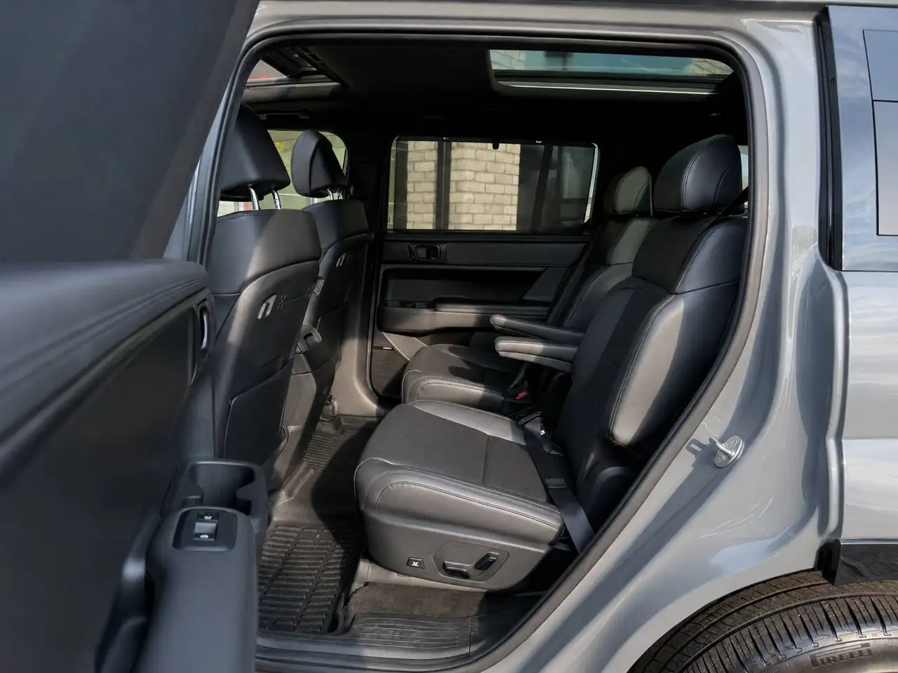 Hyundai SANTA FE снимка Hyundai SANTA FE