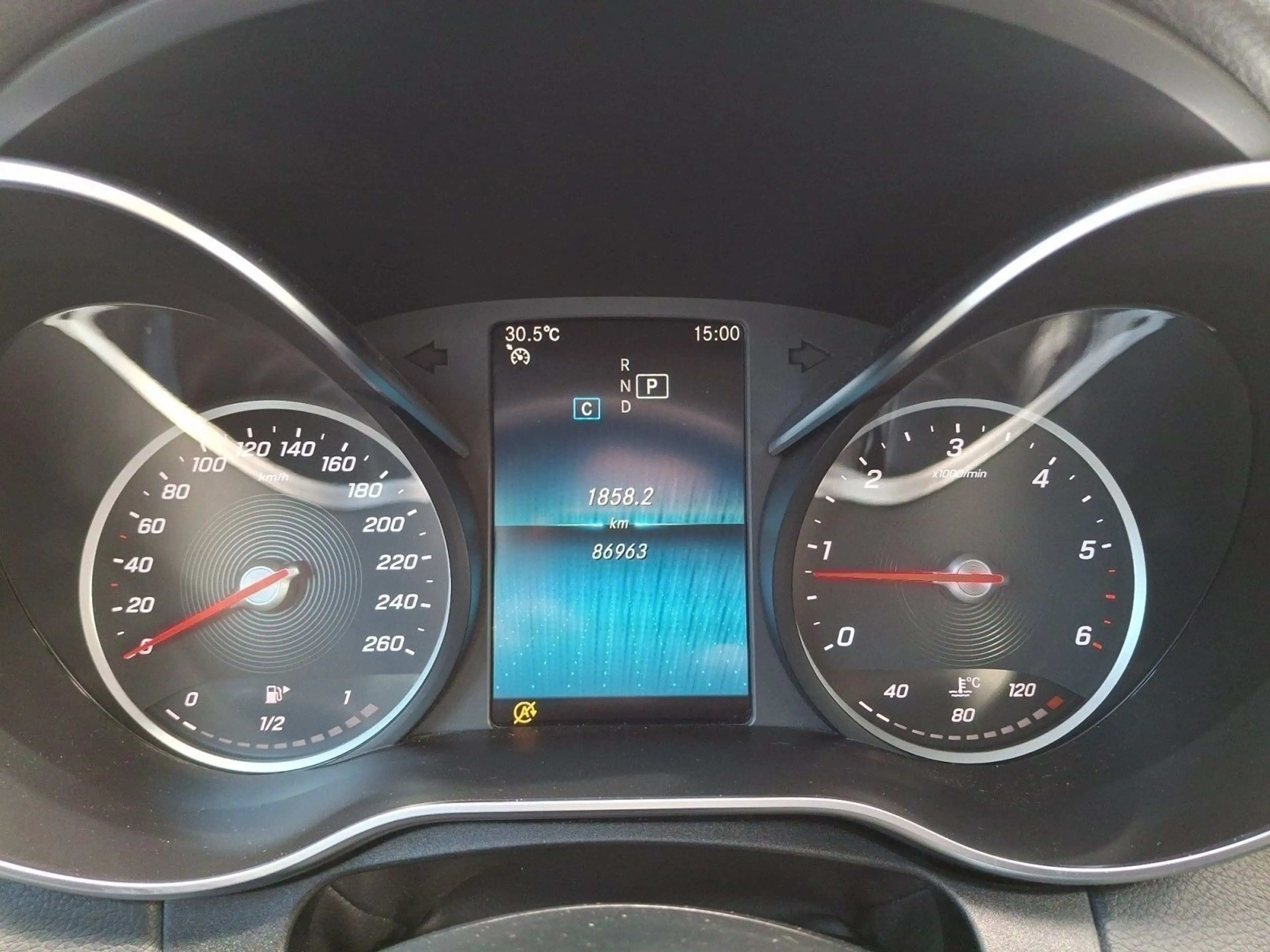 Mercedes-Benz C 220 d T Avantgarde SHZ*PDC*KAMERA*KLIMA — photo 9