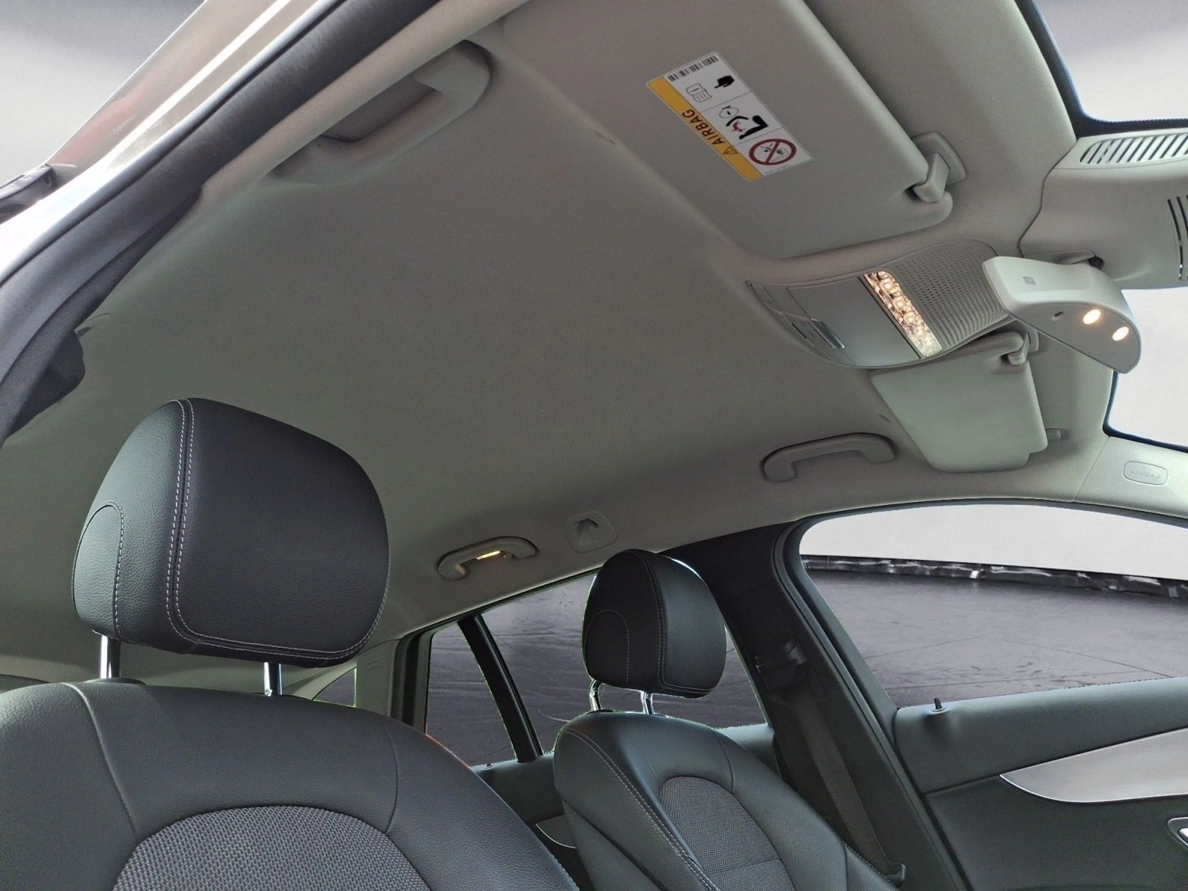 Mercedes-Benz C 220 d T Avantgarde SHZ*PDC*KAMERA*KLIMA — photo 13