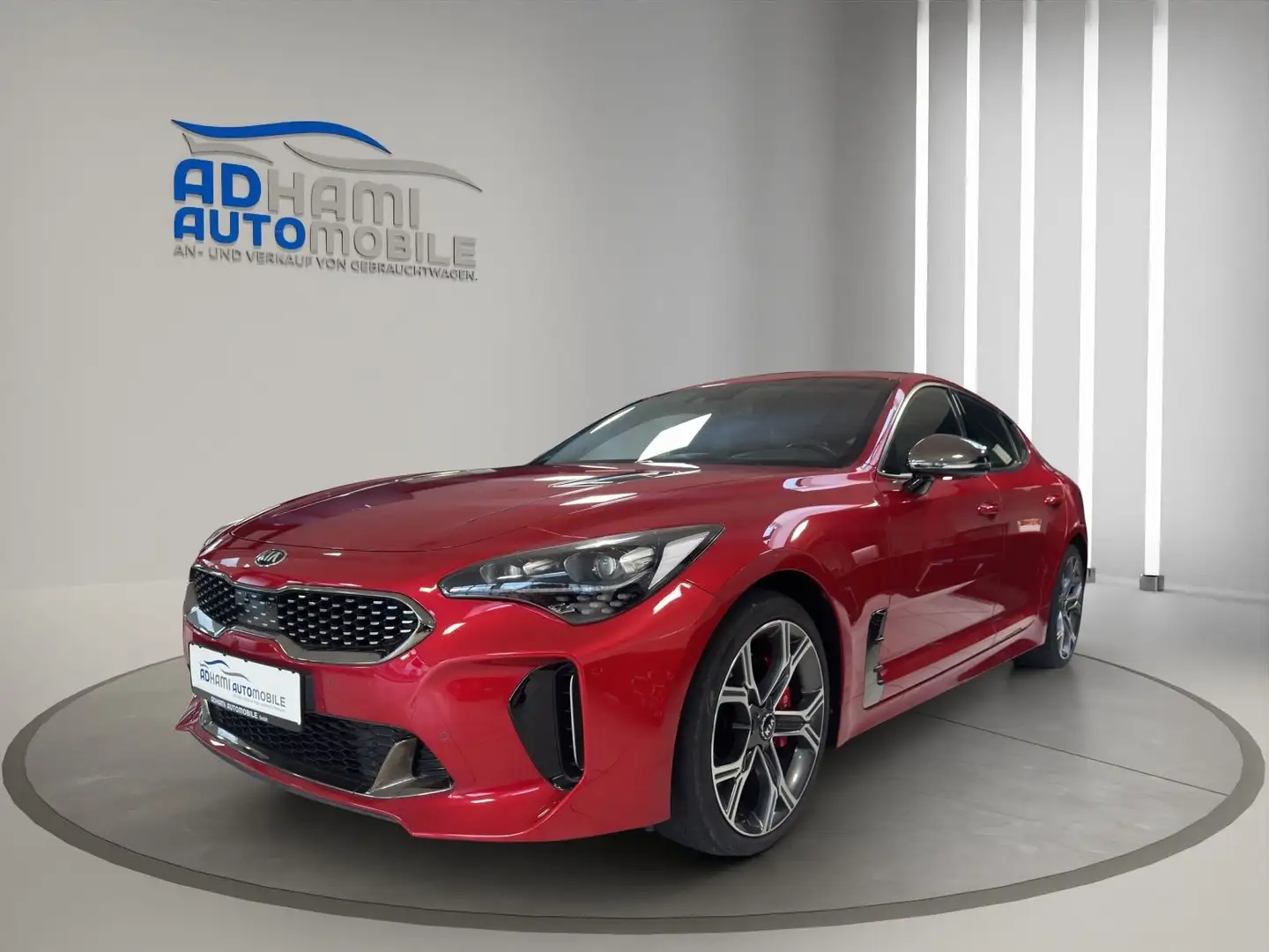 Kia Stinger GT 4WD/LED/LEDER/CAM/ACC/8-FACH/TOP! Rouge - 1