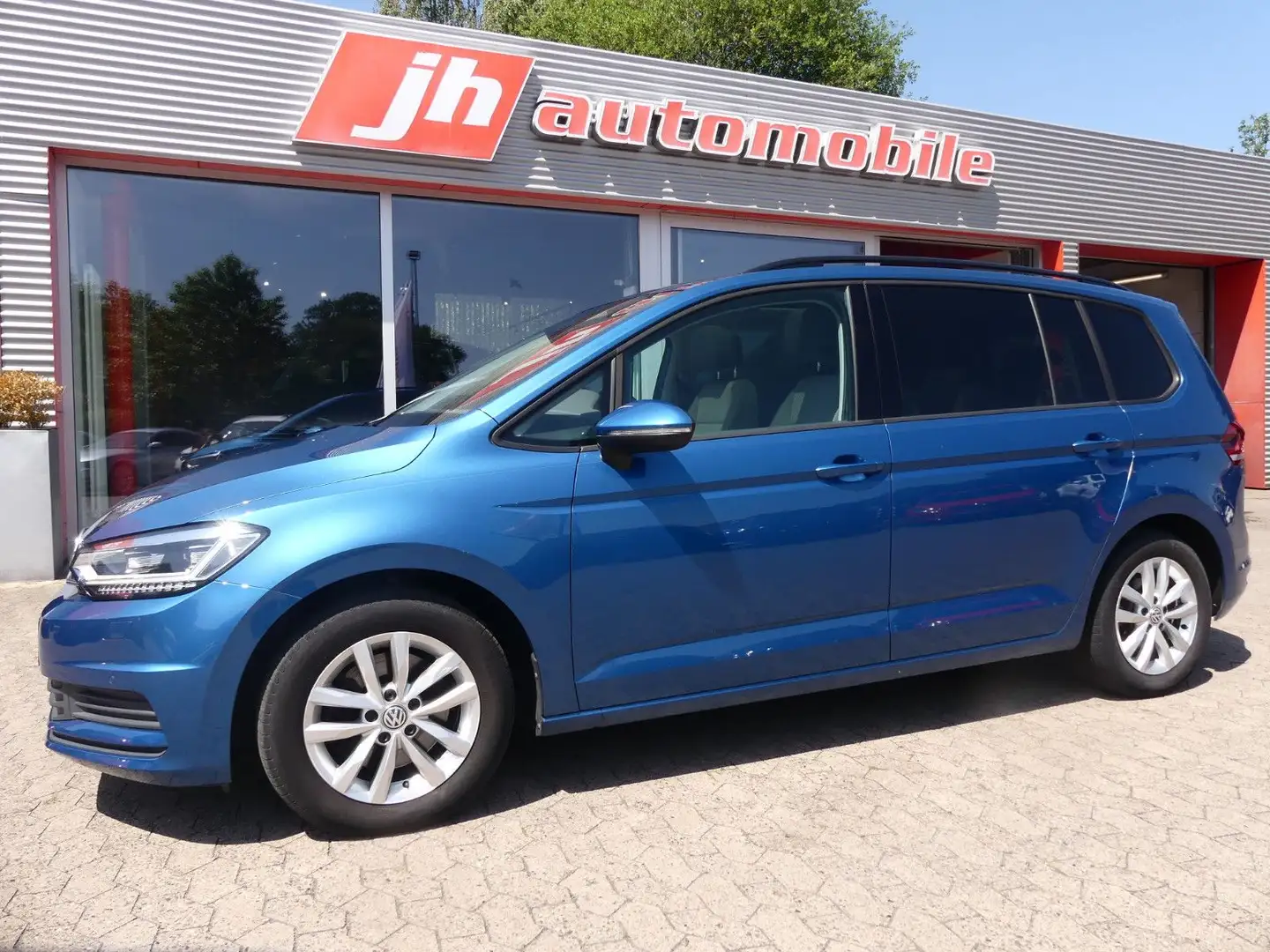 Volkswagen Touran Comfortline SHZ*7 Sitze*AHK*LED 1.Hand Blue - 1