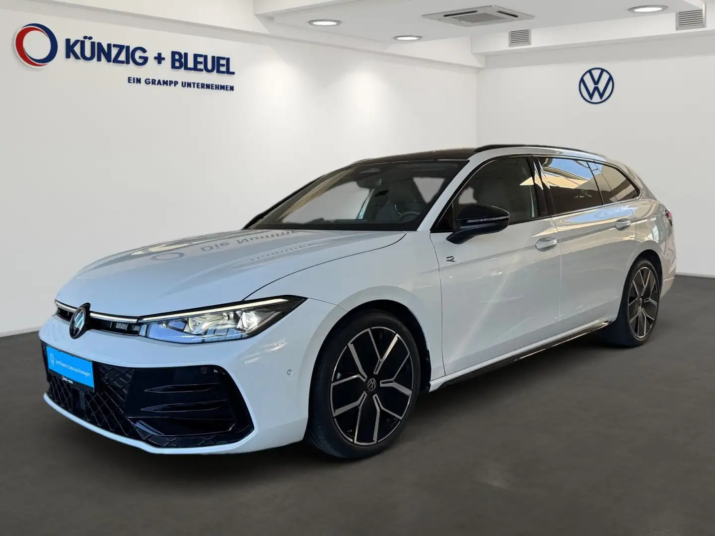 Volkswagen Passat Variant R-Line 2,0 TDI DSG*Nav*AHK*Kam*Ma Blanc - 2