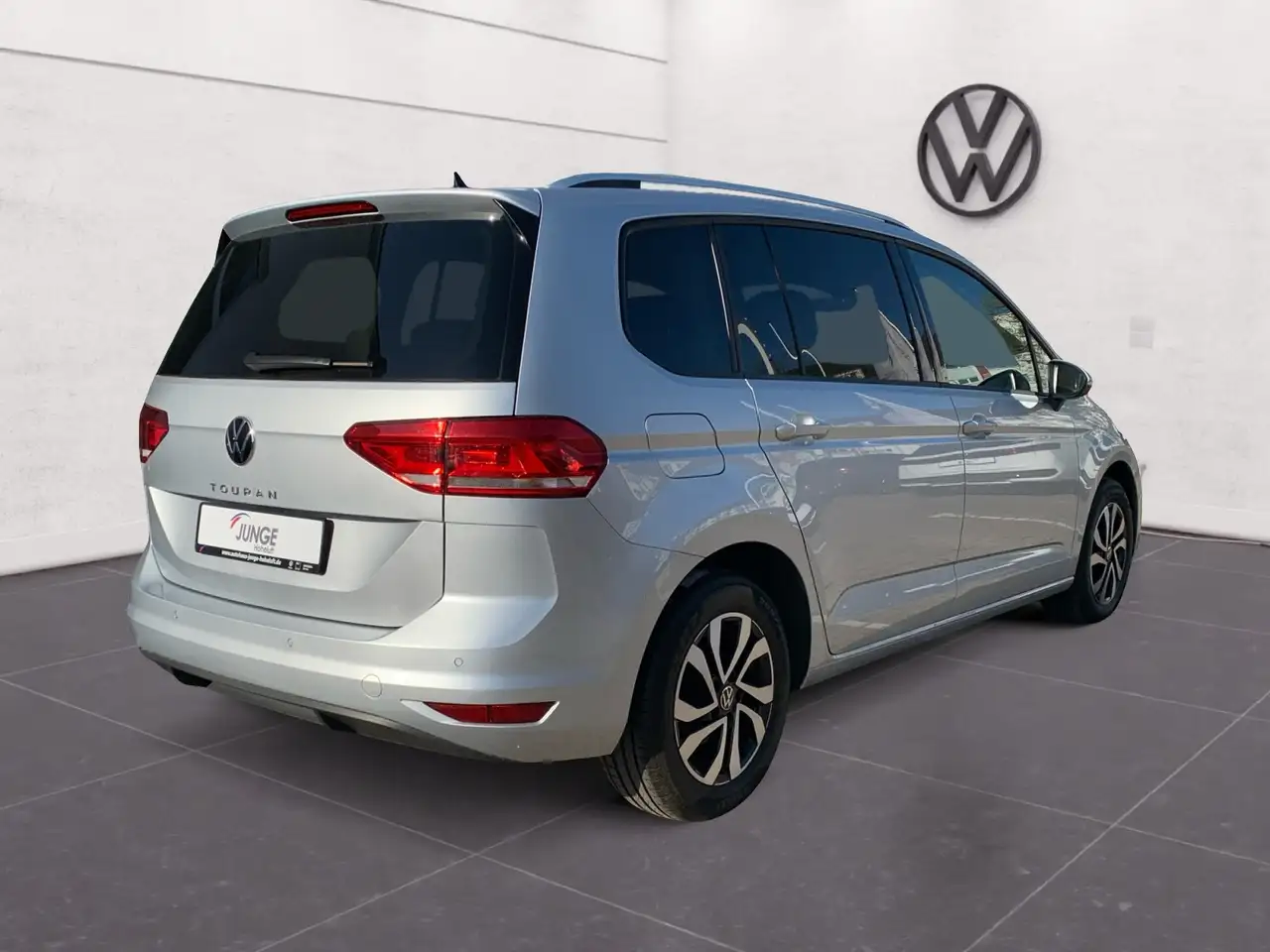 Volkswagen Touran Comfortline 2.0 TDI 3,99% STANDHEIZ NAV APP LED A 9