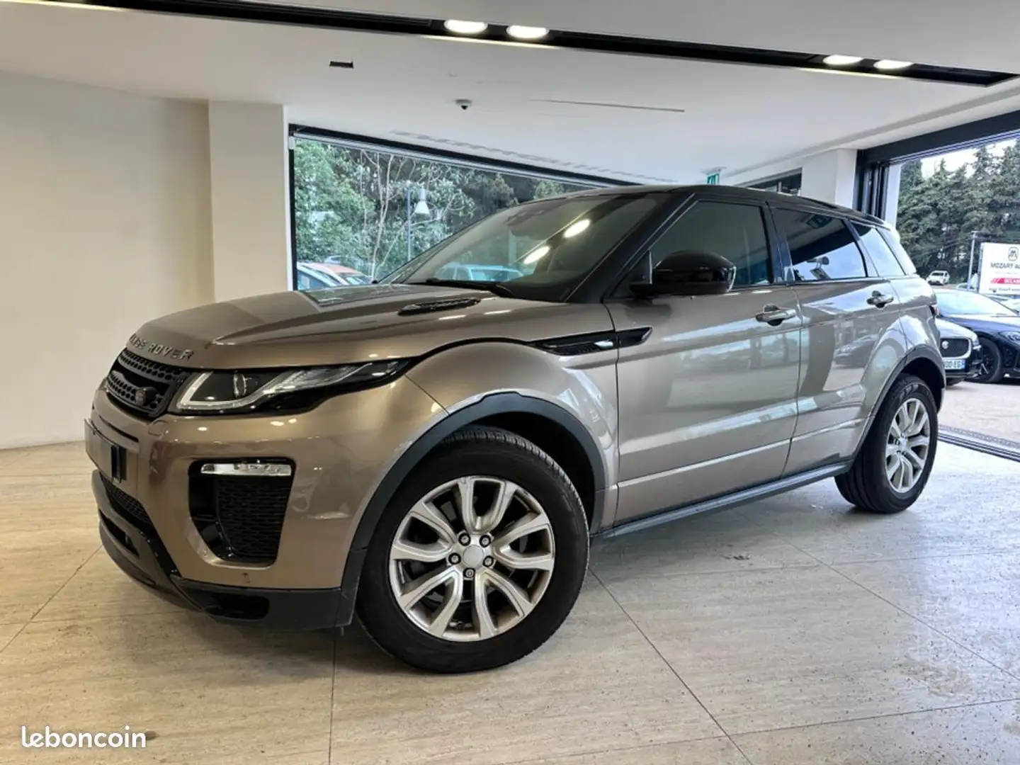Land Rover Range Rover Evoque LAND Mark IV TD4 180 BVA SE Dynamic Garantie 12 mois dans le réseau Constructeur Beige - 1
