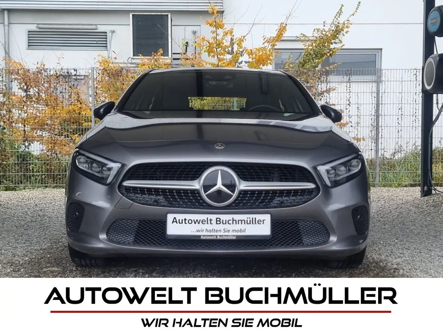 Mercedes-Benz A 220 A220d AUTO,MULTIBEAM,MBUX,KAMERA,BURMESTER,ACC Grau - 1