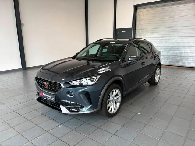 Cupra Formentor view 3