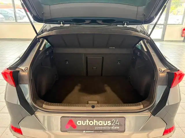 Cupra Formentor view 6