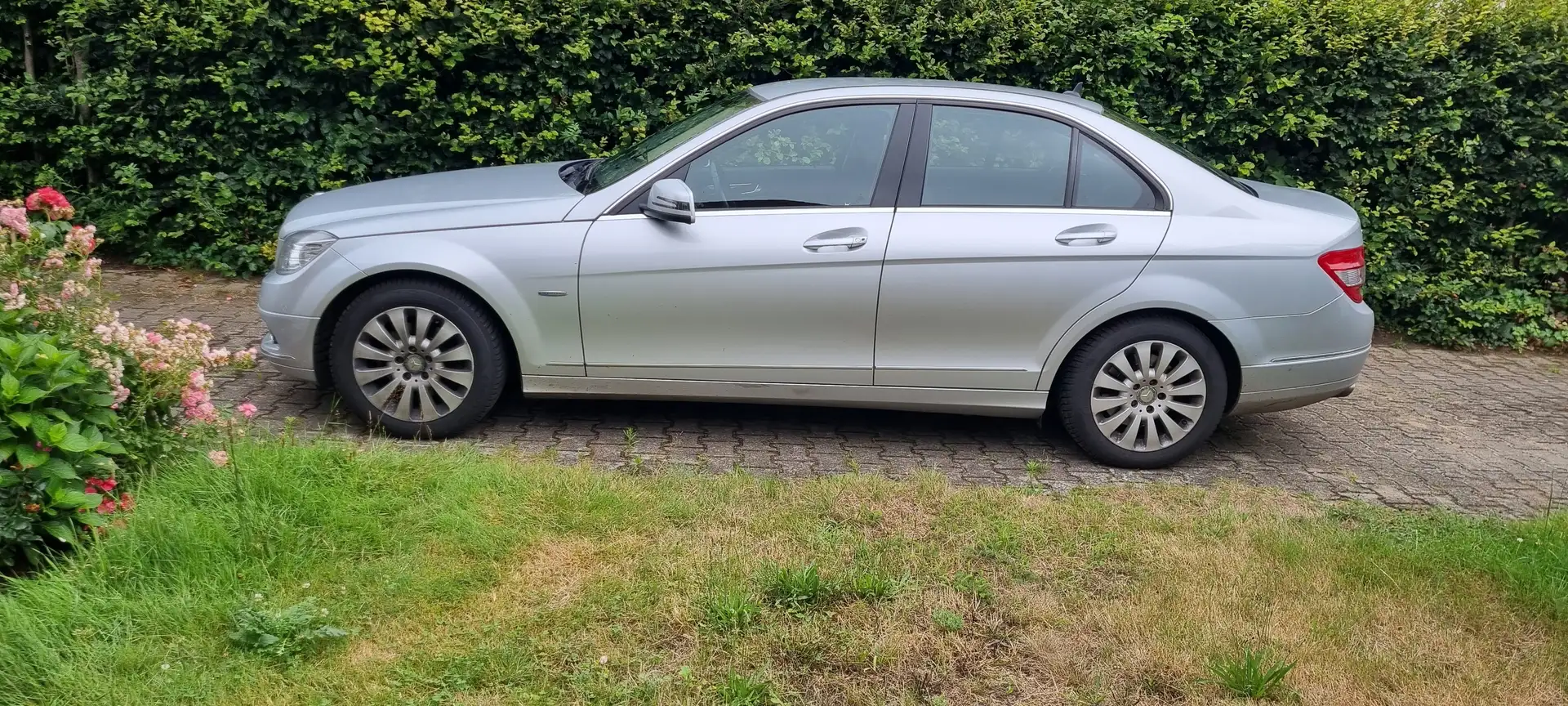 Mercedes-Benz C 220 C 220 CDI DPF Automatik BlueEFFICIENCY Elegance Argintiu - 1