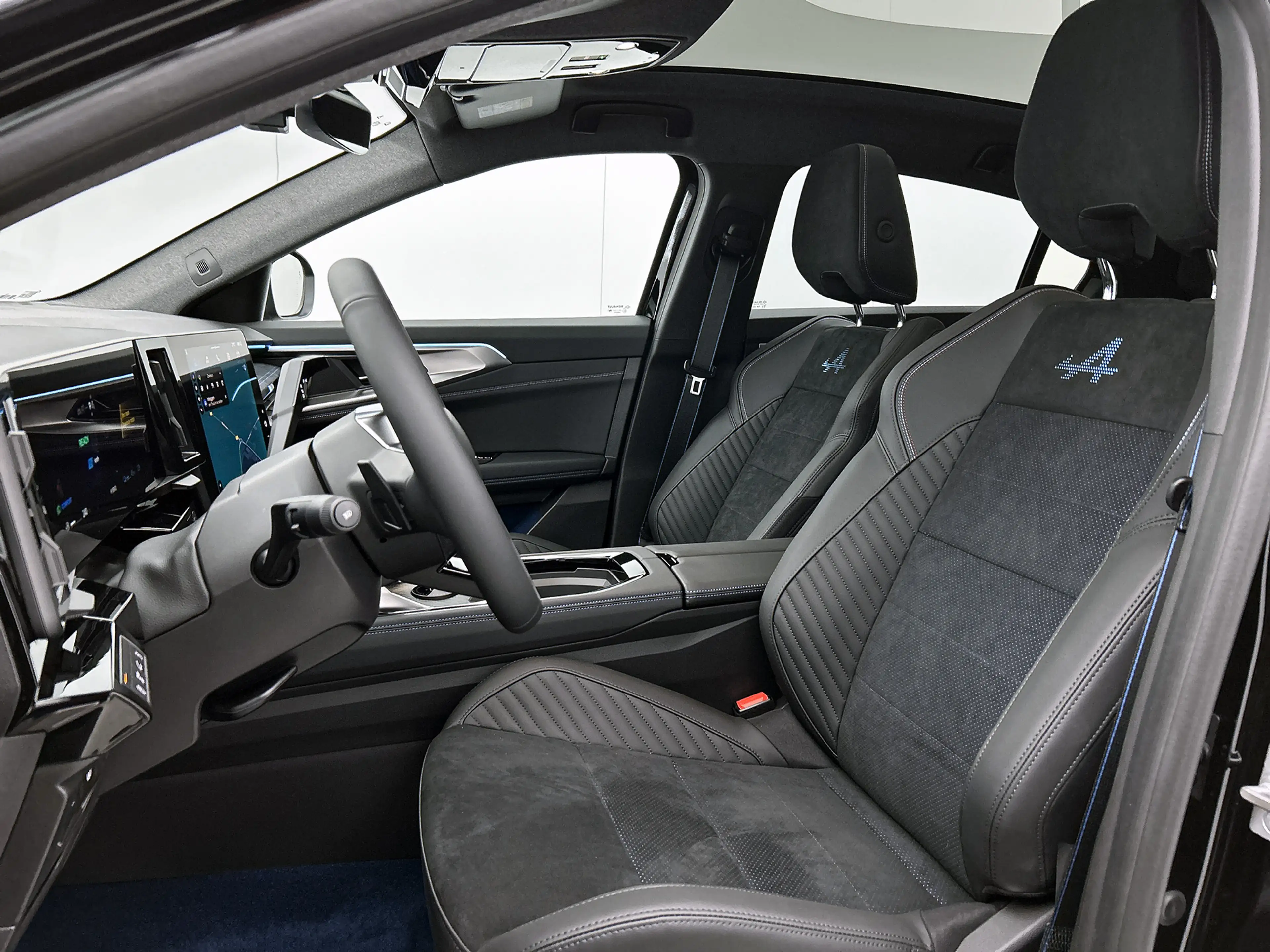 Renault Rafale 1.2 E-Tech 4x4 plug-in hybrid 300 esprit Alpine Ma — photo 34