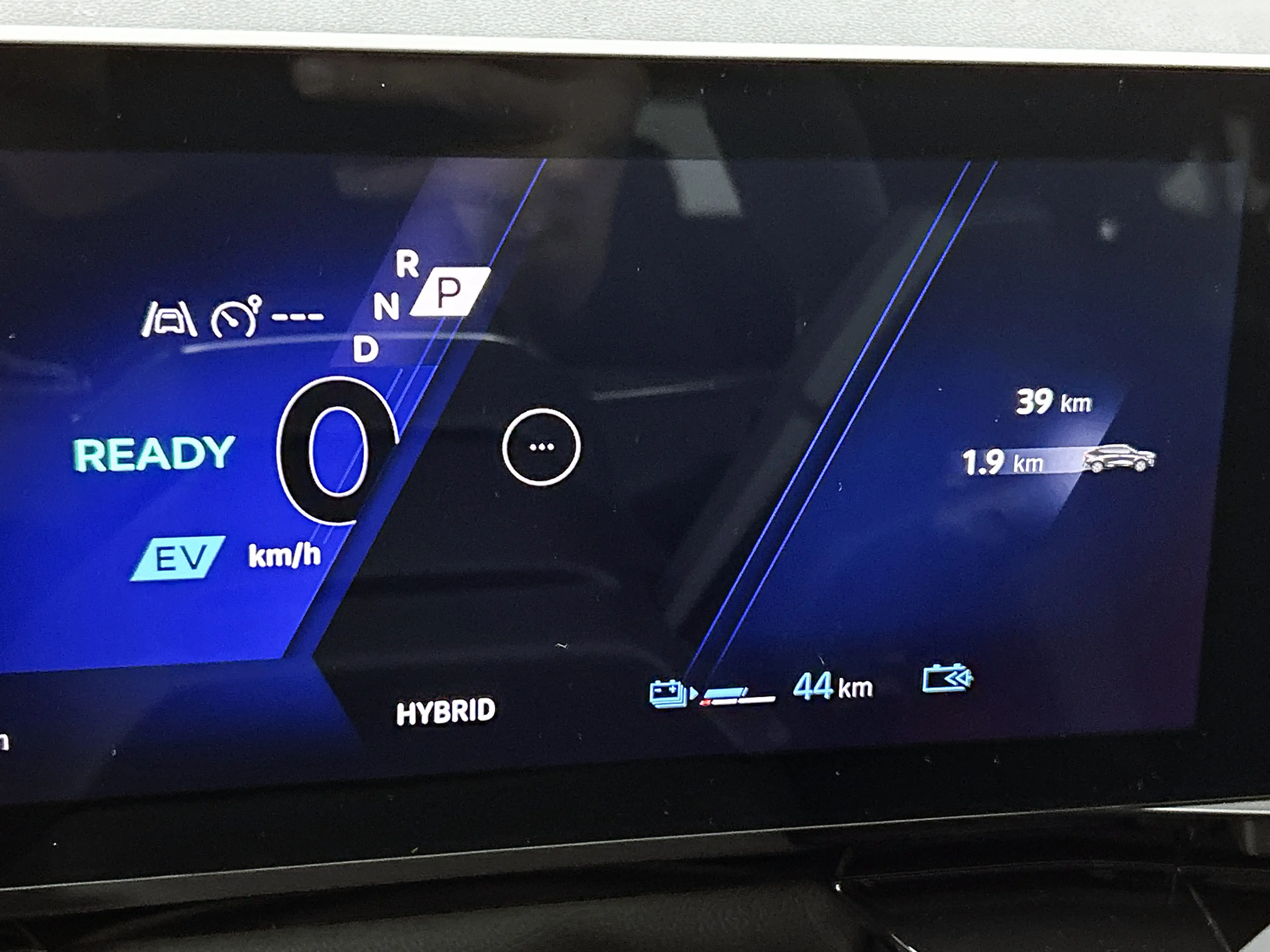 Renault Rafale 1.2 E-Tech 4x4 plug-in hybrid 300 esprit Alpine Ma — photo 12