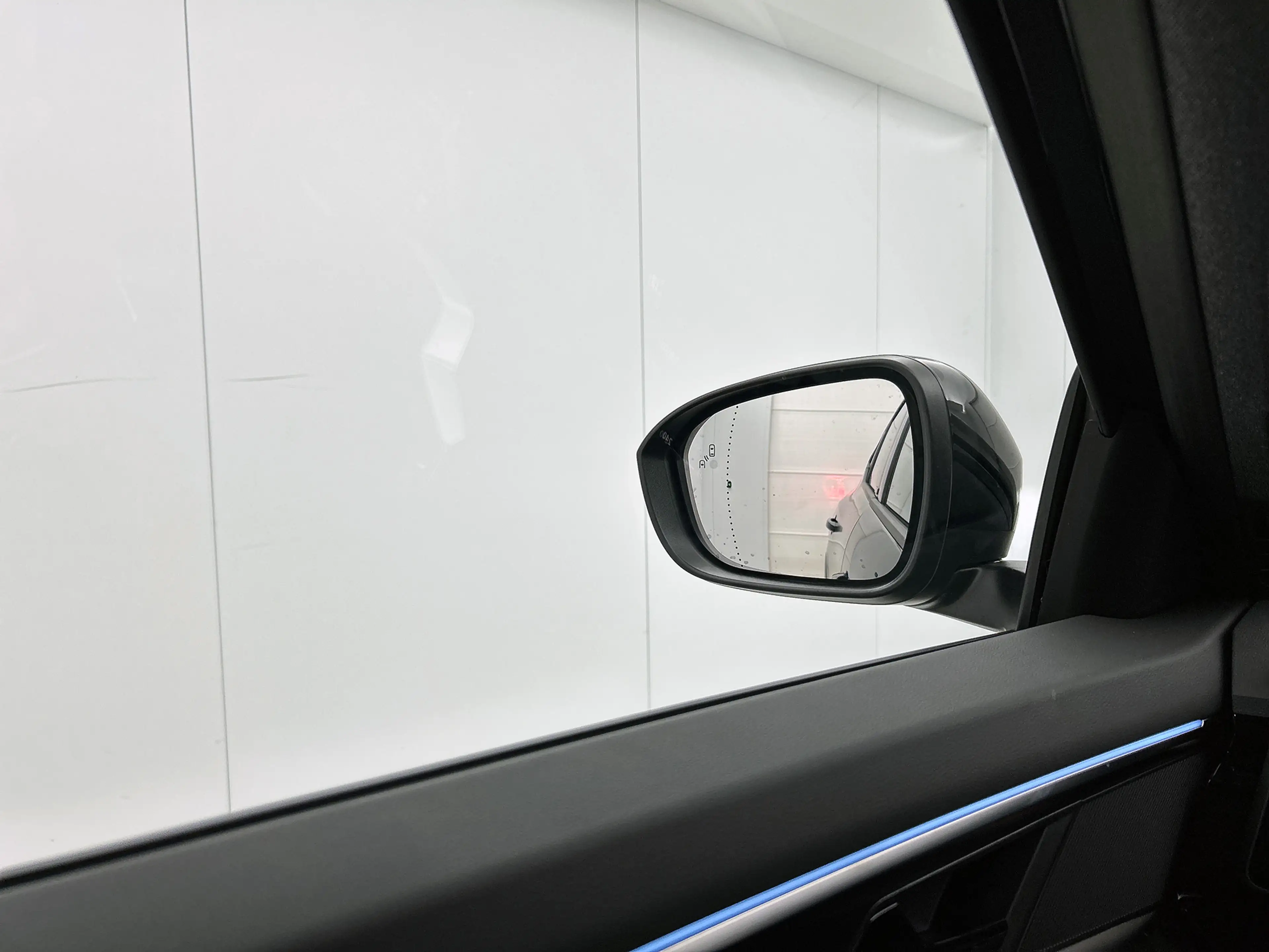 Renault Rafale 1.2 E-Tech 4x4 plug-in hybrid 300 esprit Alpine Ma — photo 21