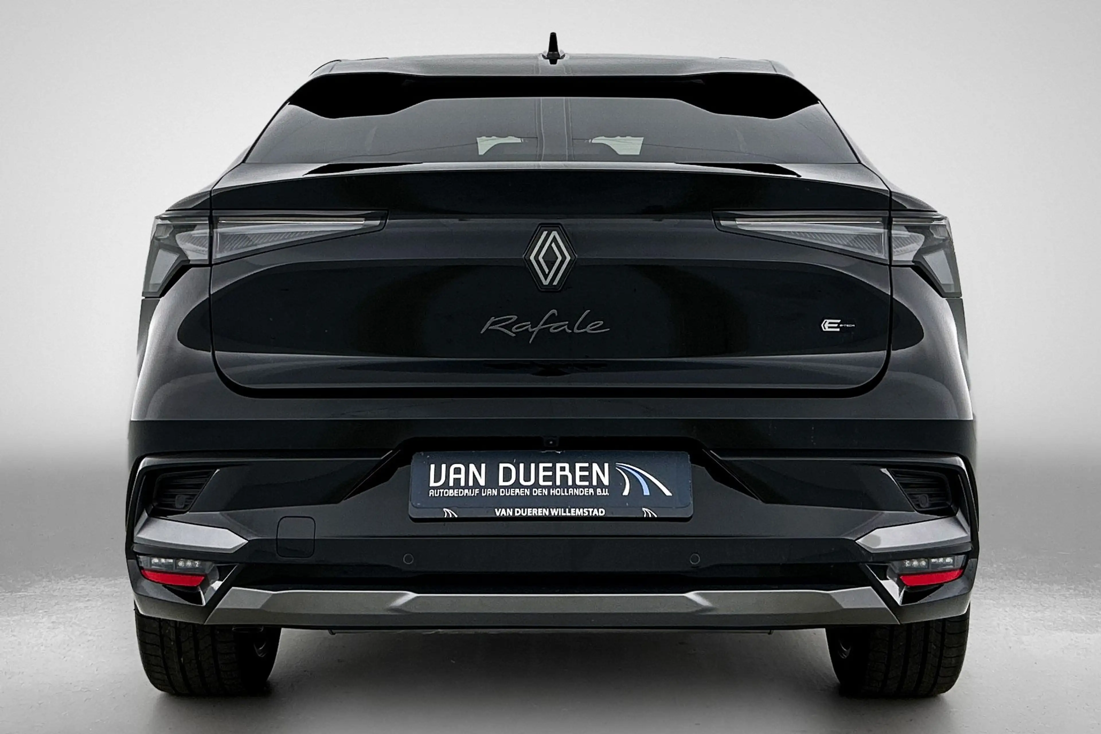 Renault Rafale 1.2 E-Tech 4x4 plug-in hybrid 300 esprit Alpine Ma — photo 5