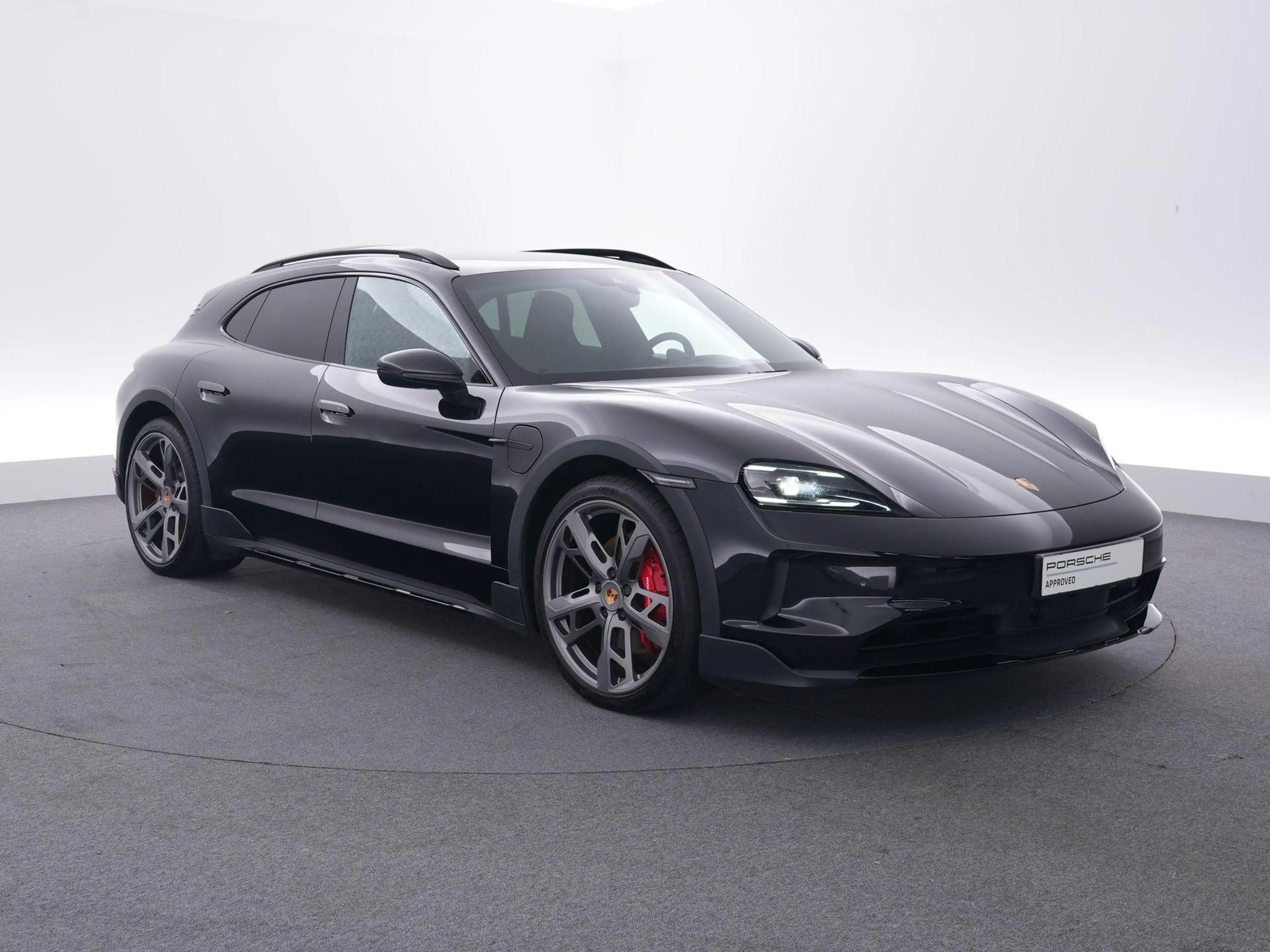 Porsche Taycan Cross Turismo 4S 105 kWh — photo 7