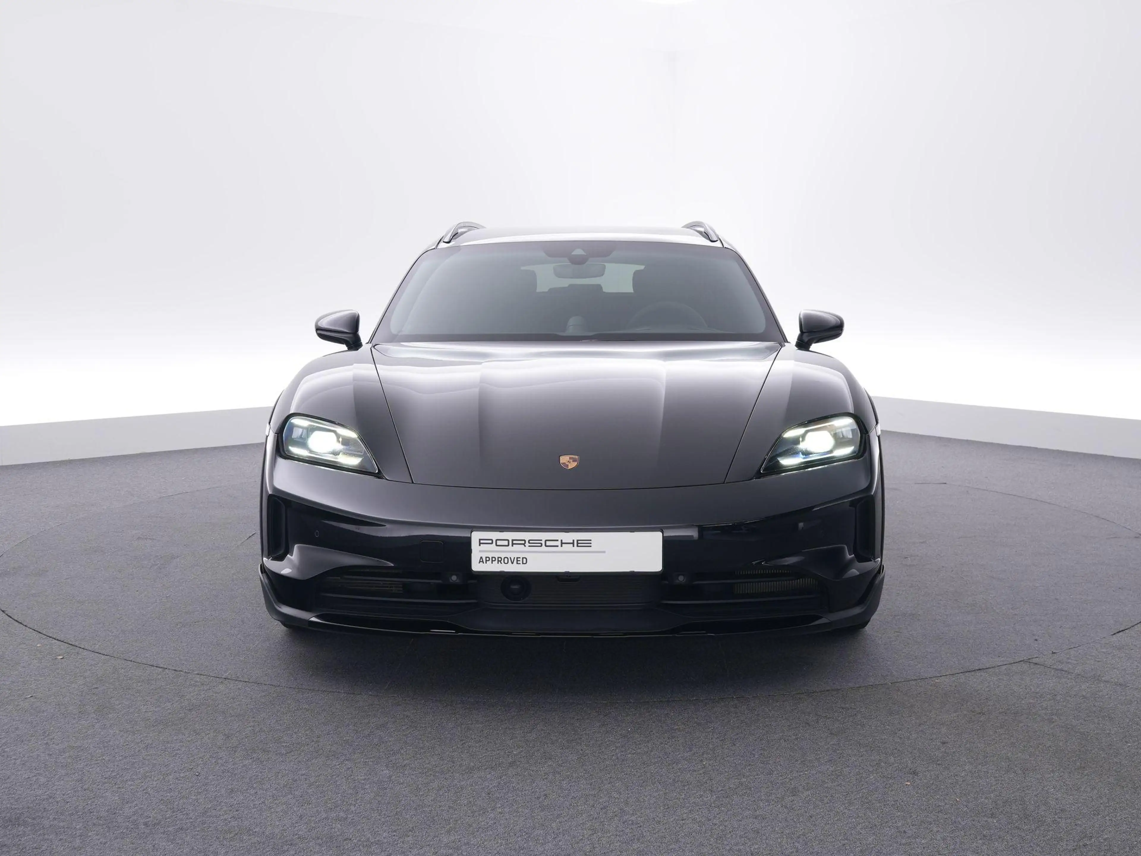 Porsche Taycan Cross Turismo 4S 105 kWh — photo 8
