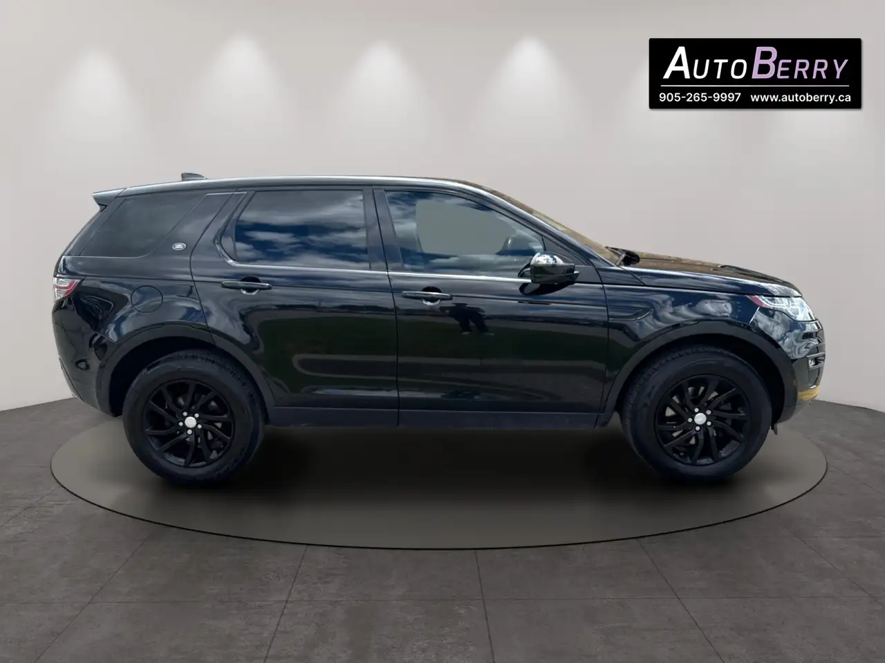 Land Rover Discovery Sport photo Land Rover Discovery Sport