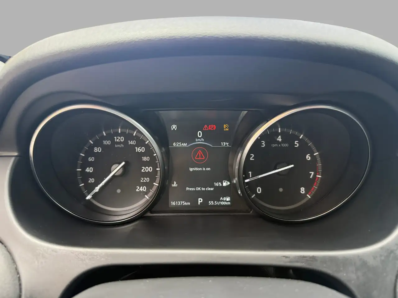 Land Rover Discovery Sport photo Land Rover Discovery Sport