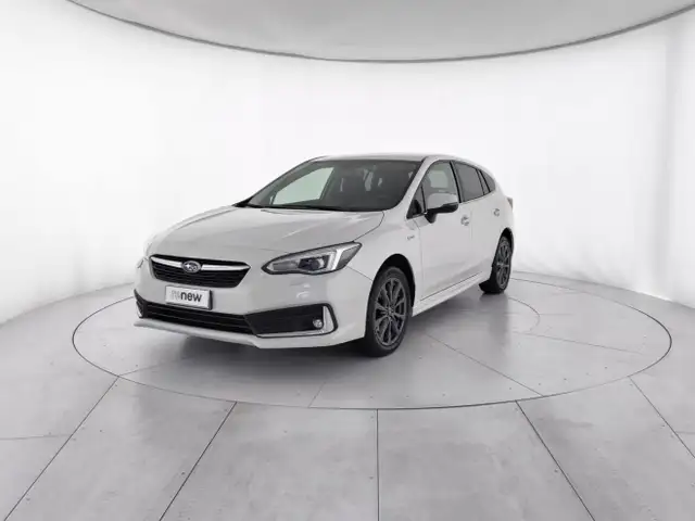 Subaru Impreza Impreza 2.0i e-boxer Premium lineartronic