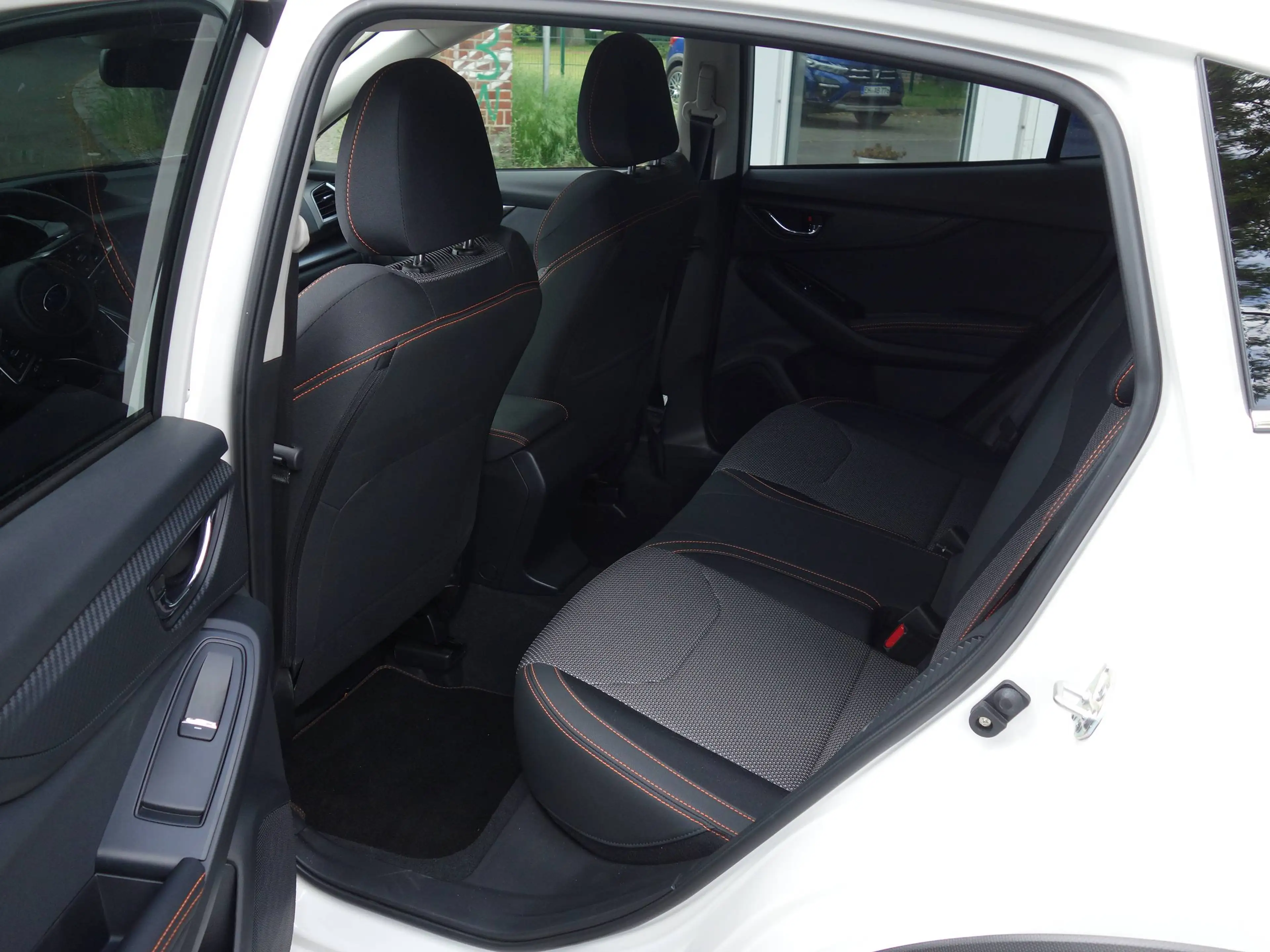Subaru XV XV Hybrid 2.0ie Lineartronic Comfort — photo 9