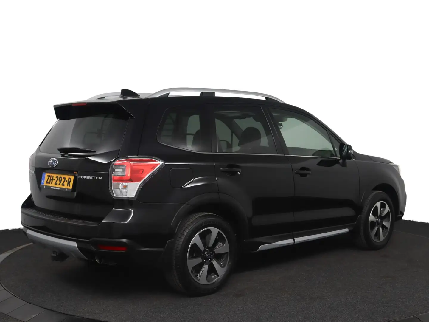 Subaru Forester 2.0 Premium Automaat | Trekhaak | 2000kg Trekgewic Schwarz - 2