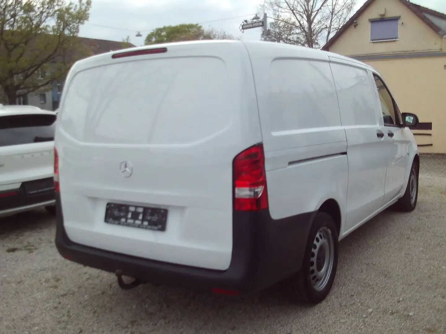 Mercedes-Benz Vito Kasten 114/ CDI/BT 4x4 lang AHK,NAVI,PDC,SO Weiß - 2