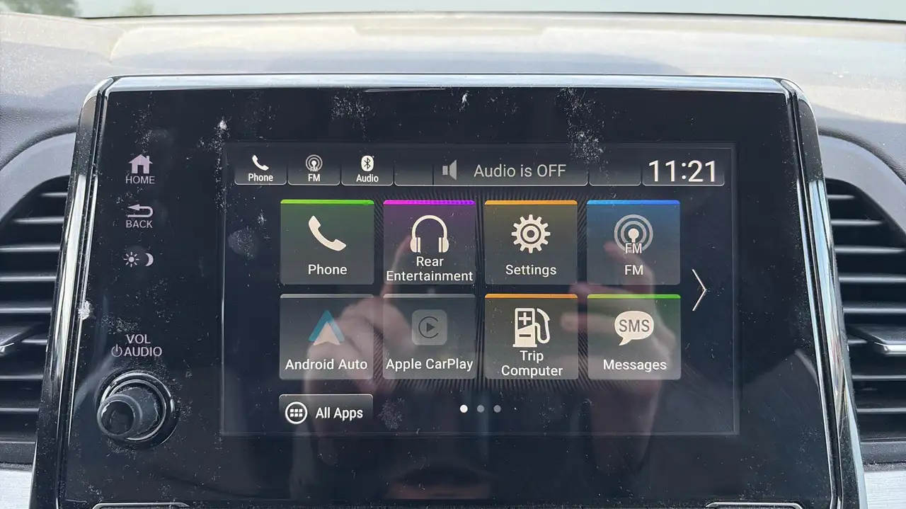 Honda Odyssey снимка Honda Odyssey